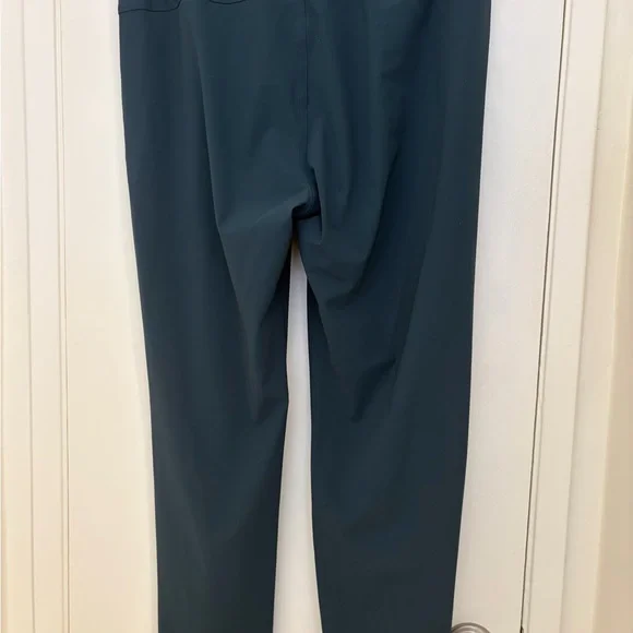Vuori Miles Deep Green (Moss) Slacks - Picture 2 of 4